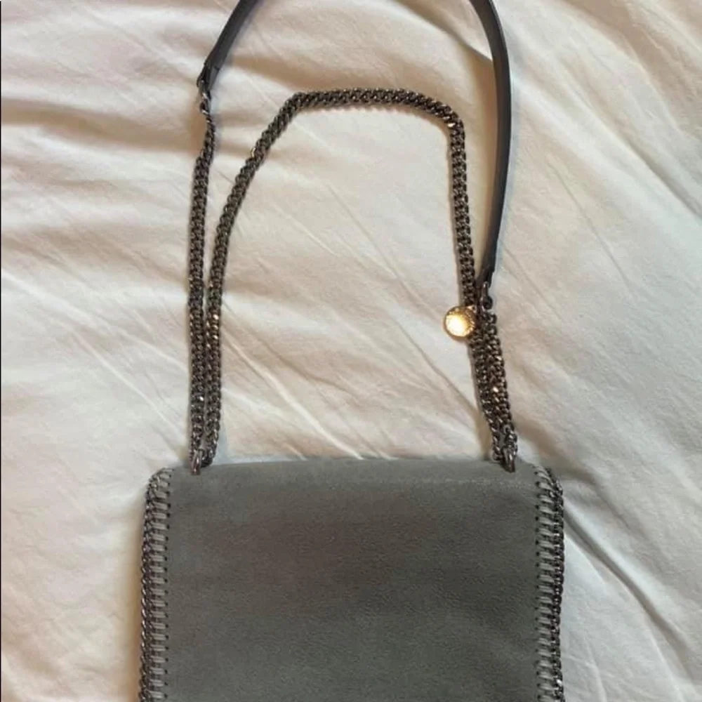 Stella McCartney Falabella Crossbody Bag. Great condition - Picture 4 of 6